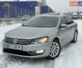 Серый Фольксваген Пассат, объемом двигателя 2.5 л и пробегом 215 тыс. км за 9600 $, фото 1 на Automoto.ua