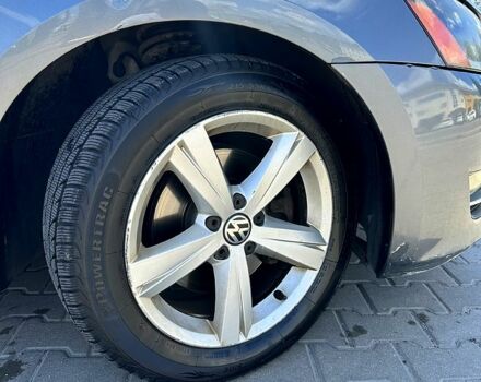 Фольксваген Пассат 2012 у Сумах на Automoto.ua Сірий Фольксваген Пассат, об'ємом двигуна 2.5 л та пробігом 358 тис. км за 7500 $, фото 4 на Automoto.ua