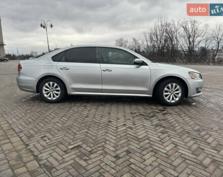 Серый Фольксваген Пассат, объемом двигателя 2.48 л и пробегом 180 тыс. км за 8950 $, фото 5 на Automoto.ua