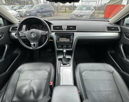 Серый Фольксваген Пассат, объемом двигателя 2.48 л и пробегом 273 тыс. км за 9700 $, фото 13 на Automoto.ua