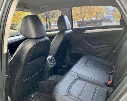 Фольксваген Пассат 2012 в Запорожье на Automoto.ua Серый Фольксваген Пассат, объемом двигателя 2.48 л и пробегом 228 тыс. км за 9900 $, фото 13 на Automoto.ua