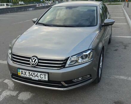 Сірий Фольксваген Пассат, об'ємом двигуна 1.8 л та пробігом 234 тис. км за 10900 $, фото 12 на Automoto.ua