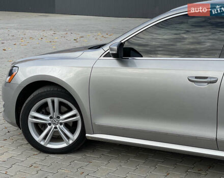 Фольксваген Пассат 2012 в Нововолынск на Automoto.ua Серый Фольксваген Пассат, объемом двигателя 1.97 л и пробегом 197 тыс. км за 12800 $, фото 14 на Automoto.ua