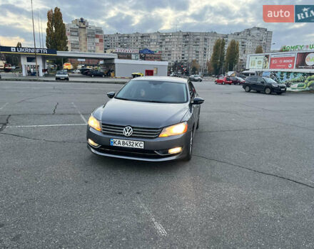 Серый Фольксваген Пассат, объемом двигателя 2.48 л и пробегом 243 тыс. км за 6700 $, фото 8 на Automoto.ua