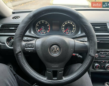 Серый Фольксваген Пассат, объемом двигателя 2.48 л и пробегом 243 тыс. км за 6700 $, фото 13 на Automoto.ua