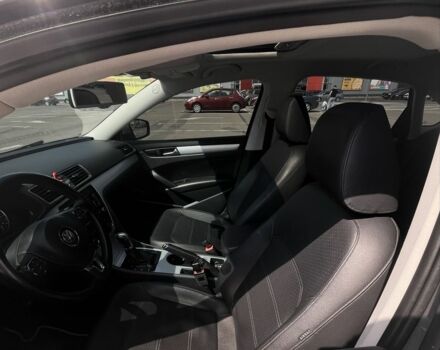 Серый Фольксваген Пассат, объемом двигателя 2.5 л и пробегом 193 тыс. км за 9400 $, фото 23 на Automoto.ua