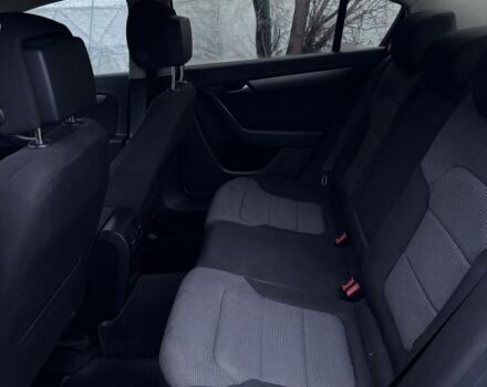 Серый Фольксваген Пассат, объемом двигателя 1.8 л и пробегом 308 тыс. км за 8800 $, фото 7 на Automoto.ua