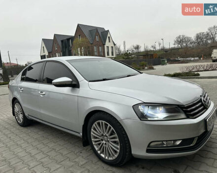 Серый Фольксваген Пассат, объемом двигателя 2 л и пробегом 284 тыс. км за 11300 $, фото 2 на Automoto.ua