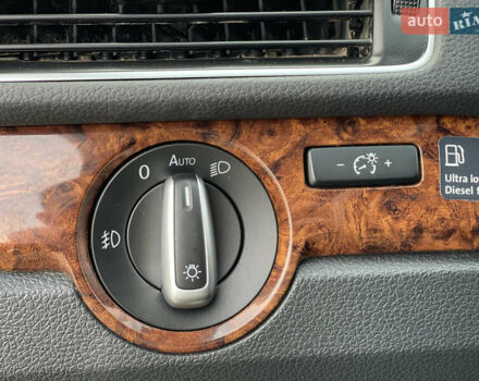 Фольксваген Пассат 2012 в Нововолынск на Automoto.ua Серый Фольксваген Пассат, объемом двигателя 1.97 л и пробегом 197 тыс. км за 12800 $, фото 28 на Automoto.ua