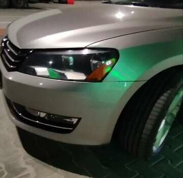 Сірий Фольксваген Пассат, об'ємом двигуна 2.48 л та пробігом 1 тис. км за 10500 $, фото 2 на Automoto.ua