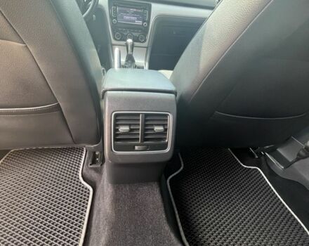 Серый Фольксваген Пассат, объемом двигателя 2.5 л и пробегом 193 тыс. км за 9400 $, фото 12 на Automoto.ua