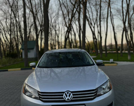 Серый Фольксваген Пассат, объемом двигателя 2.48 л и пробегом 240 тыс. км за 10999 $, фото 4 на Automoto.ua