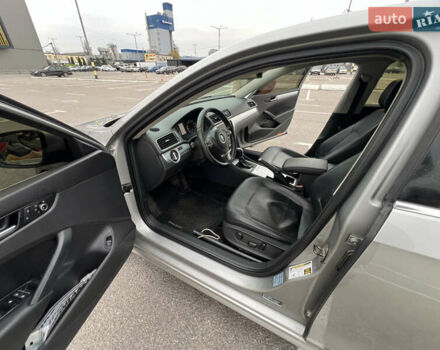 Сірий Фольксваген Пассат, об'ємом двигуна 2.48 л та пробігом 290 тис. км за 9300 $, фото 21 на Automoto.ua