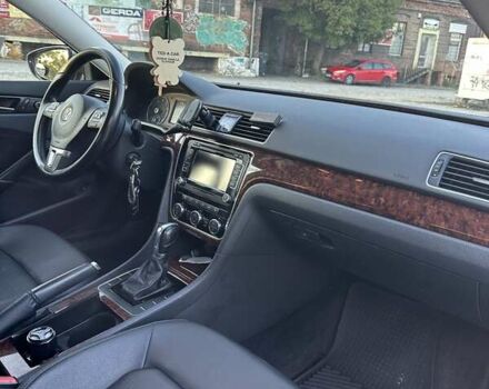 Серый Фольксваген Пассат, объемом двигателя 2.5 л и пробегом 276 тыс. км за 10500 $, фото 7 на Automoto.ua