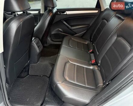 Серый Фольксваген Пассат, объемом двигателя 2.48 л и пробегом 185 тыс. км за 9800 $, фото 41 на Automoto.ua