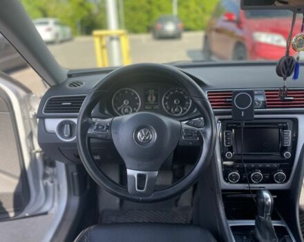 Серый Фольксваген Пассат, объемом двигателя 2.5 л и пробегом 230 тыс. км за 8900 $, фото 3 на Automoto.ua