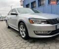 Серый Фольксваген Пассат, объемом двигателя 2.5 л и пробегом 180 тыс. км за 12000 $, фото 2 на Automoto.ua