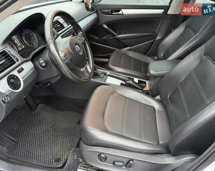 Серый Фольксваген Пассат, объемом двигателя 2.48 л и пробегом 185 тыс. км за 9800 $, фото 32 на Automoto.ua