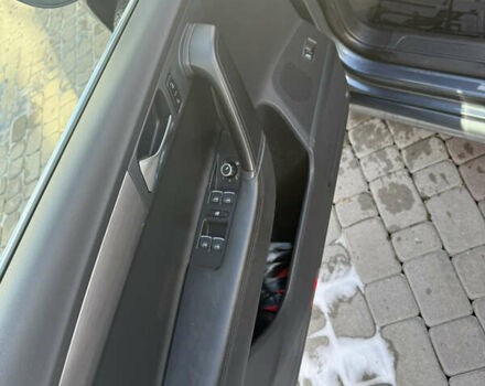 Серый Фольксваген Пассат, объемом двигателя 1.8 л и пробегом 98 тыс. км за 10800 $, фото 27 на Automoto.ua