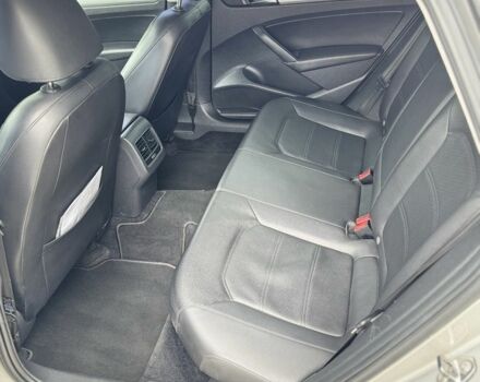 Серый Фольксваген Пассат, объемом двигателя 2.5 л и пробегом 269 тыс. км за 10000 $, фото 6 на Automoto.ua