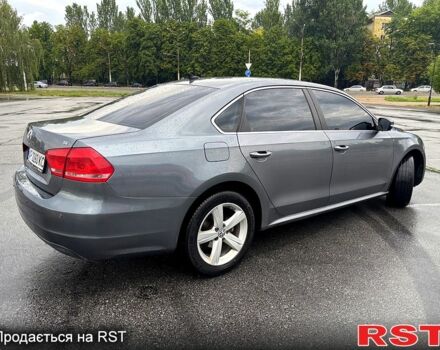 Серый Фольксваген Пассат, объемом двигателя 2.5 л и пробегом 226 тыс. км за 10500 $, фото 3 на Automoto.ua