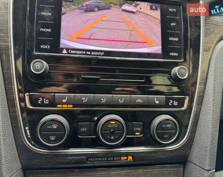 Сірий Фольксваген Пассат, об'ємом двигуна 2.5 л та пробігом 253 тис. км за 10490 $, фото 22 на Automoto.ua