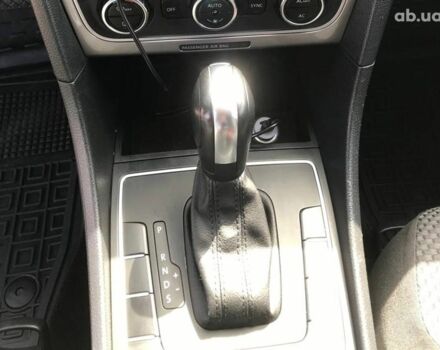 Серый Фольксваген Пассат, объемом двигателя 2.5 л и пробегом 142 тыс. км за 9490 $, фото 13 на Automoto.ua