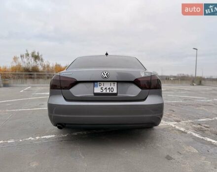 Серый Фольксваген Пассат, объемом двигателя 2.5 л и пробегом 280 тыс. км за 10300 $, фото 8 на Automoto.ua