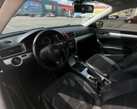 Серый Фольксваген Пассат, объемом двигателя 2.5 л и пробегом 193 тыс. км за 9400 $, фото 17 на Automoto.ua