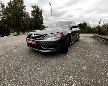 Серый Фольксваген Пассат, объемом двигателя 2.5 л и пробегом 195 тыс. км за 10700 $, фото 1 на Automoto.ua