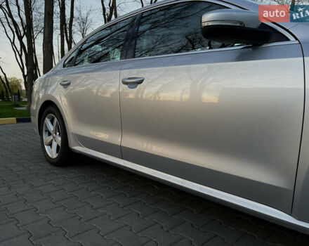 Серый Фольксваген Пассат, объемом двигателя 2.48 л и пробегом 240 тыс. км за 10999 $, фото 14 на Automoto.ua