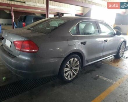Серый Фольксваген Пассат, объемом двигателя 2.48 л и пробегом 171 тыс. км за 11950 $, фото 25 на Automoto.ua