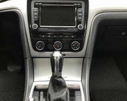 Серый Фольксваген Пассат, объемом двигателя 2.5 л и пробегом 194 тыс. км за 8500 $, фото 8 на Automoto.ua