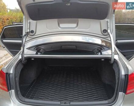 Сірий Фольксваген Пассат, об'ємом двигуна 2.5 л та пробігом 216 тис. км за 9800 $, фото 15 на Automoto.ua