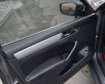 Серый Фольксваген Пассат, объемом двигателя 2.5 л и пробегом 290 тыс. км за 8700 $, фото 14 на Automoto.ua