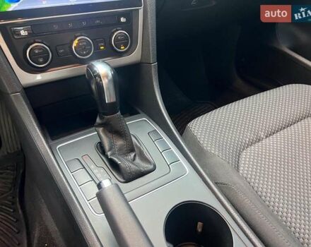 Фольксваген Пассат 2012 у Києві на Automoto.ua Сірий Фольксваген Пассат, об'ємом двигуна 2.5 л та пробігом 331 тис. км за 8290 $, фото 14 на Automoto.ua