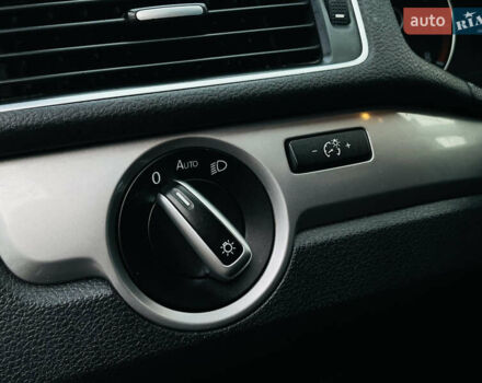 Серый Фольксваген Пассат, объемом двигателя 2.5 л и пробегом 254 тыс. км за 8700 $, фото 21 на Automoto.ua