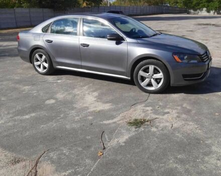 Серый Фольксваген Пассат, объемом двигателя 2.5 л и пробегом 98 тыс. км за 12000 $, фото 3 на Automoto.ua