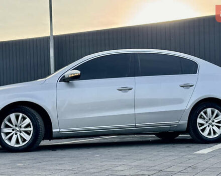 Сірий Фольксваген Пассат, об'ємом двигуна 1.97 л та пробігом 220 тис. км за 11499 $, фото 13 на Automoto.ua