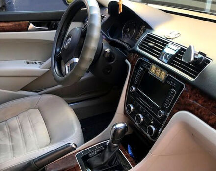 Сірий Фольксваген Пассат, об'ємом двигуна 2.5 л та пробігом 280 тис. км за 9400 $, фото 2 на Automoto.ua