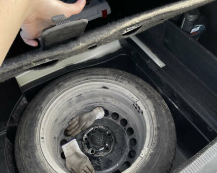 Серый Фольксваген Пассат, объемом двигателя 1.6 л и пробегом 283 тыс. км за 9700 $, фото 20 на Automoto.ua