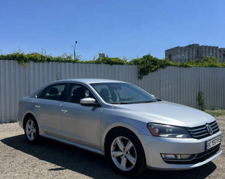 Серый Фольксваген Пассат, объемом двигателя 2.5 л и пробегом 196 тыс. км за 9999 $, фото 2 на Automoto.ua
