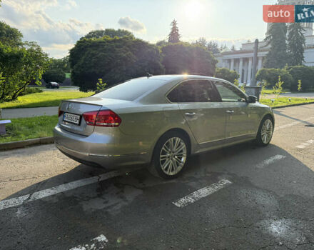 Сірий Фольксваген Пассат, об'ємом двигуна 2.5 л та пробігом 269 тис. км за 10500 $, фото 4 на Automoto.ua