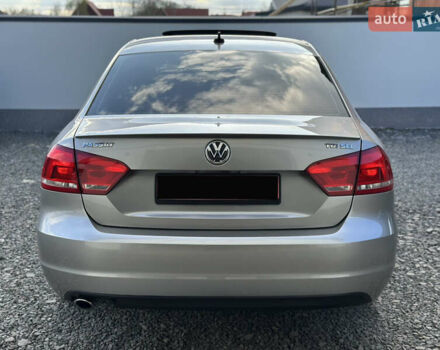 Сірий Фольксваген Пассат, об'ємом двигуна 2 л та пробігом 260 тис. км за 11900 $, фото 7 на Automoto.ua