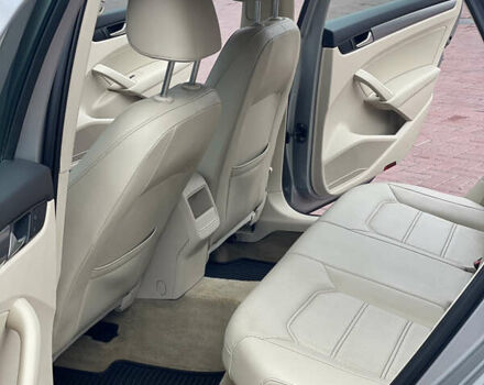 Серый Фольксваген Пассат, объемом двигателя 1.8 л и пробегом 165 тыс. км за 7999 $, фото 18 на Automoto.ua