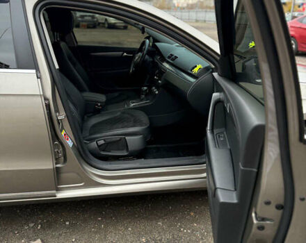 Серый Фольксваген Пассат, объемом двигателя 1.98 л и пробегом 215 тыс. км за 12900 $, фото 13 на Automoto.ua