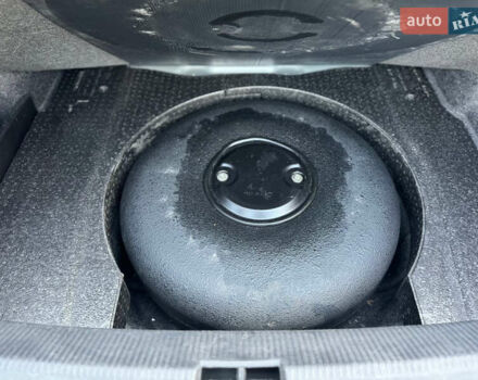 Серый Фольксваген Пассат, объемом двигателя 2.48 л и пробегом 222 тыс. км за 9500 $, фото 8 на Automoto.ua