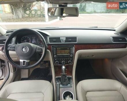 Серый Фольксваген Пассат, объемом двигателя 2.5 л и пробегом 286 тыс. км за 8999 $, фото 16 на Automoto.ua