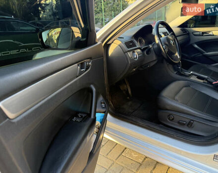 Сірий Фольксваген Пассат, об'ємом двигуна 2.5 л та пробігом 132 тис. км за 8200 $, фото 18 на Automoto.ua