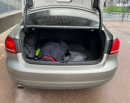 Сірий Фольксваген Пассат, об'ємом двигуна 2.5 л та пробігом 156 тис. км за 9500 $, фото 27 на Automoto.ua